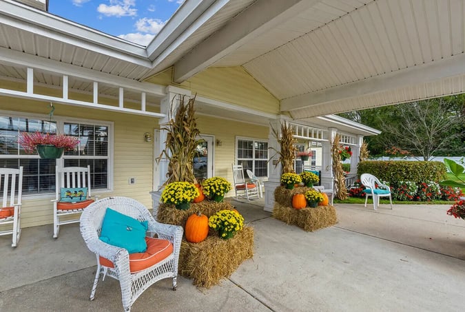 2_Porch_8