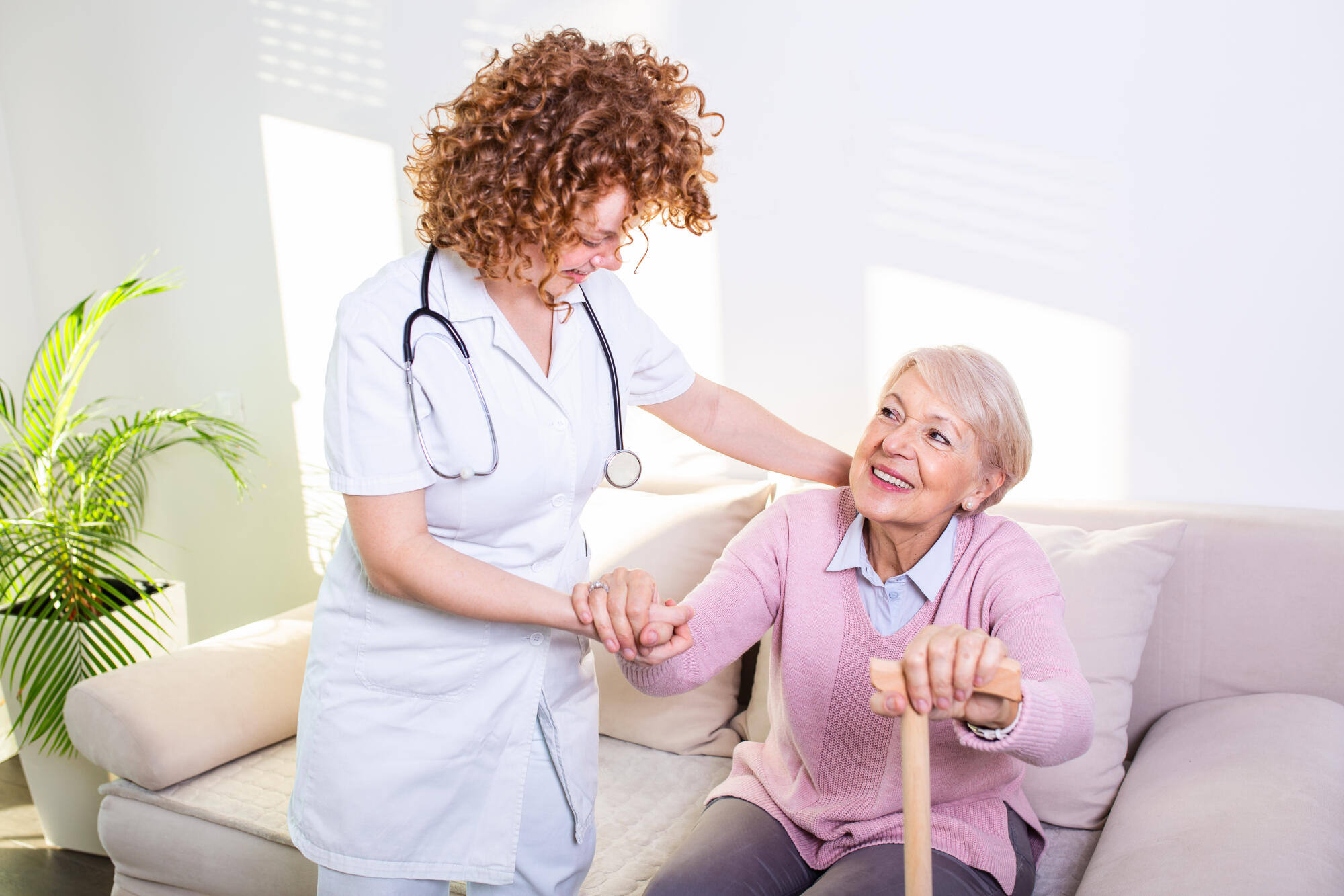When Is It Time for Assisted Living? Key Signs to Consider